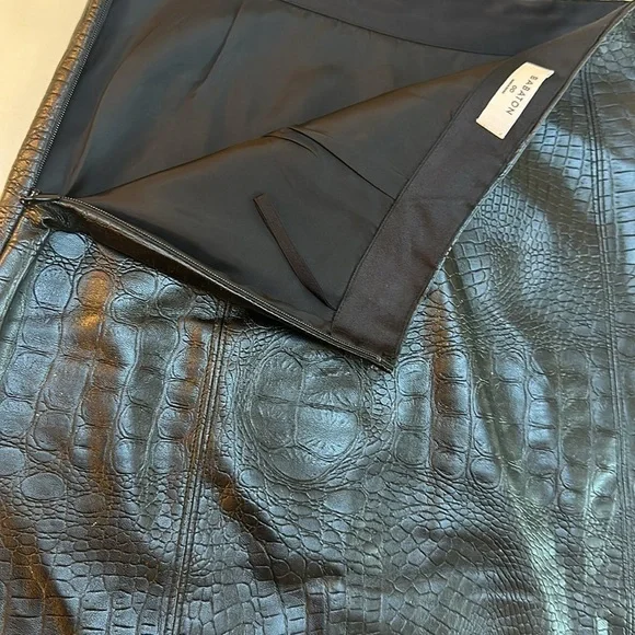 🆕🔥 ARITZIA Babaton Hopper Faux Vegan Leather SIZE 00